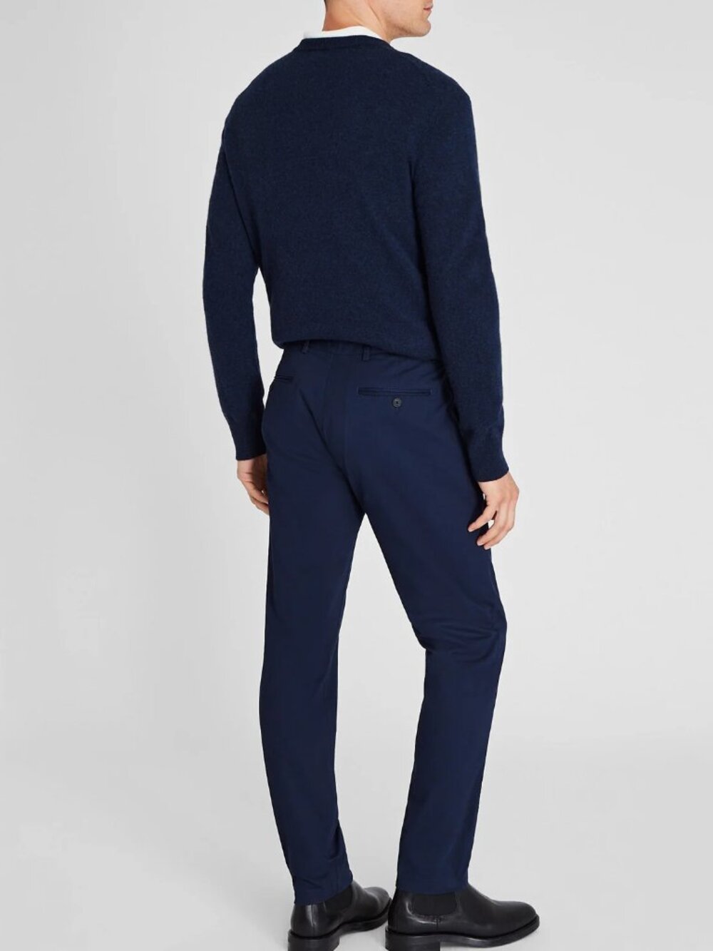 CLUB MONACO- Connor Modern Slim Chino- [32/30]